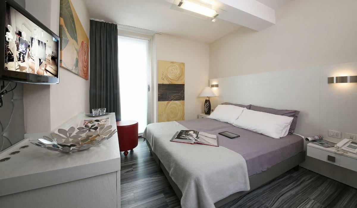 Atelier Hotel Design Gardone Riviera Exterior photo